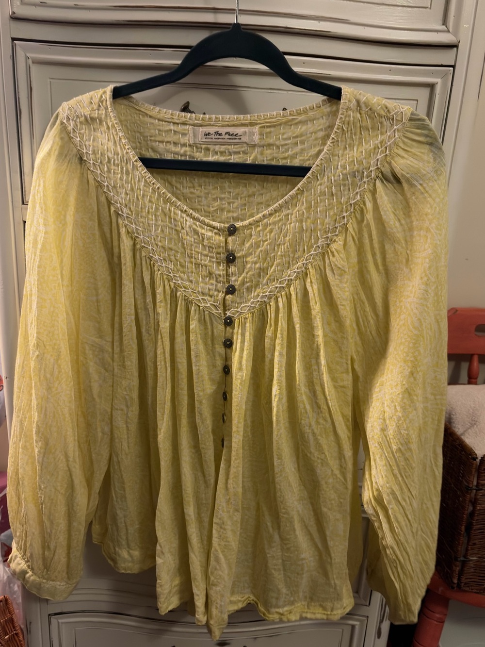 We The Free Pale Yellow Smocked V-Neck Peasant Blouse with buttons. NWOT. Med.